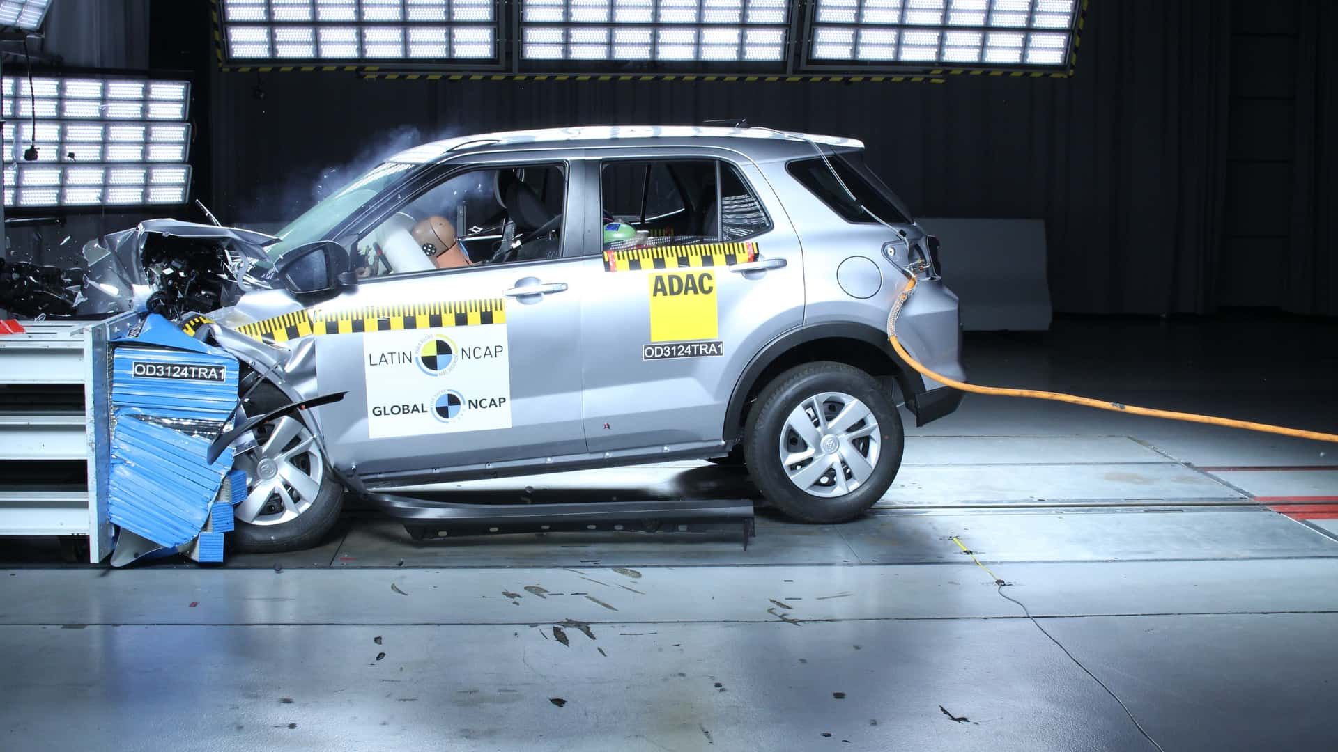 toyota raize one star crash test (1).jpg