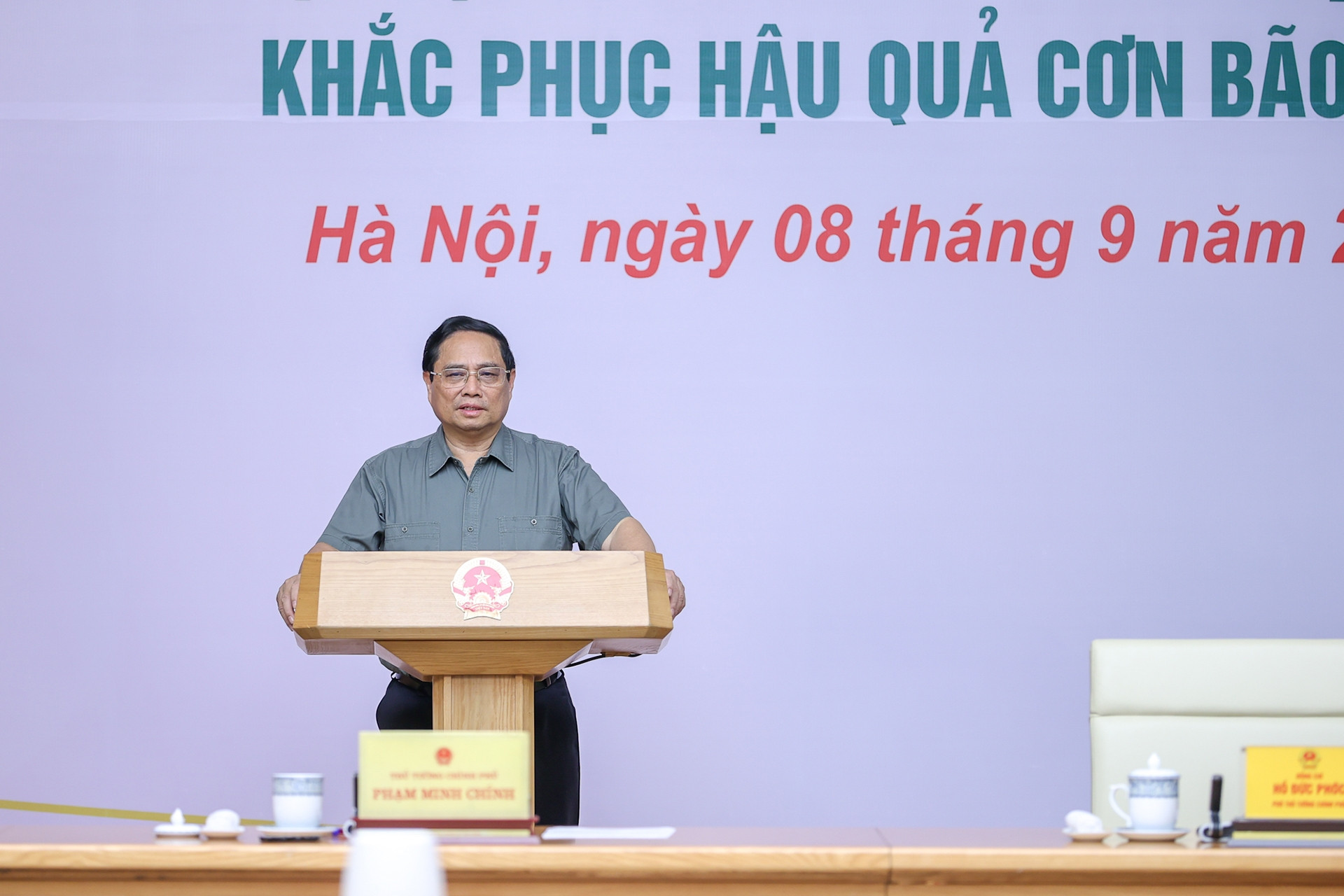 Thủ tướng chủ trì hội nghị khắc phục hậu quả bão số 3