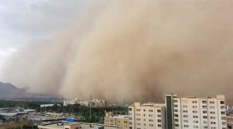 Bão cát khủng khiếp nuốt trọn Tehran