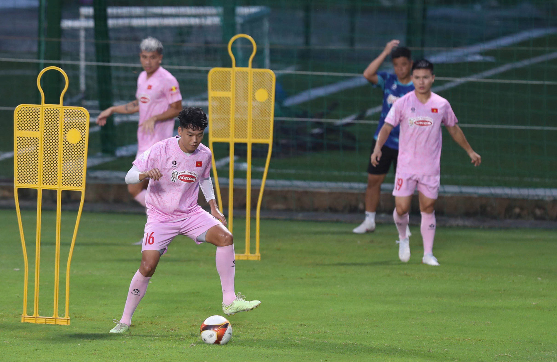 tuyen viet nam 6.jpg