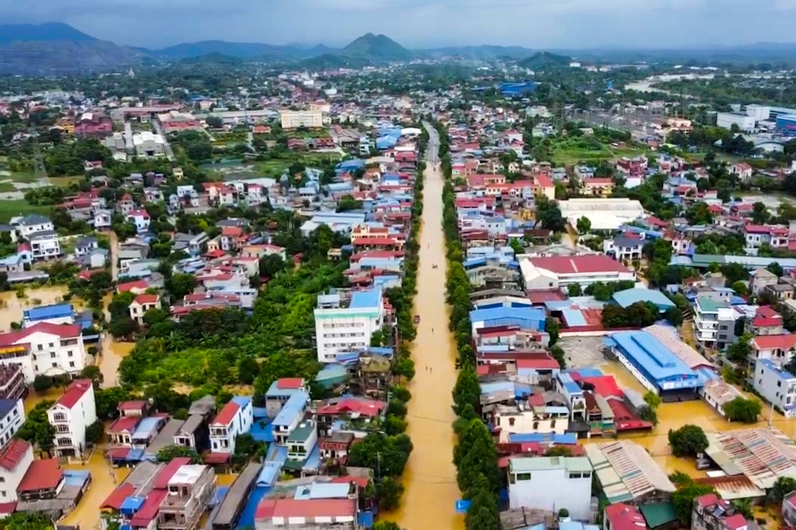 Lên kịch bản ứng phó thiên tai do lũ, ngập lụt qua các cấp độ rủi ro