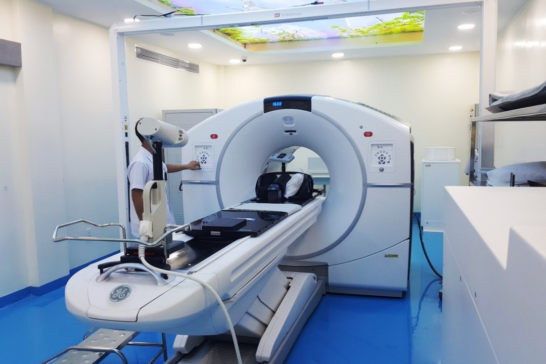 Chờ gần nửa tháng để chụp PET/CT, bệnh nhân ung thư đau đớn ngất xỉu