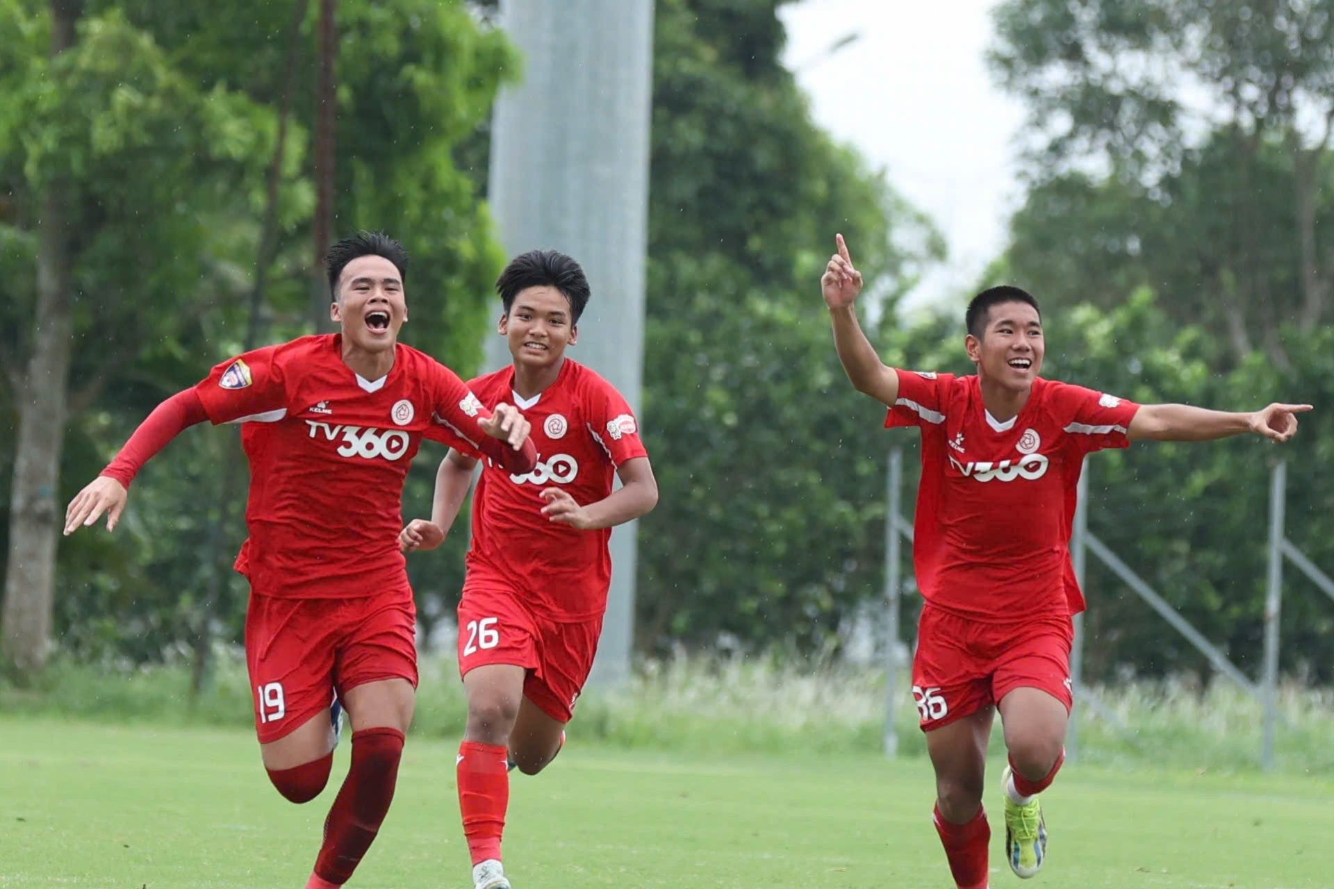 Giải bóng đá U15 quốc gia 2024: HAGL, SLNA văng khỏi bán kết