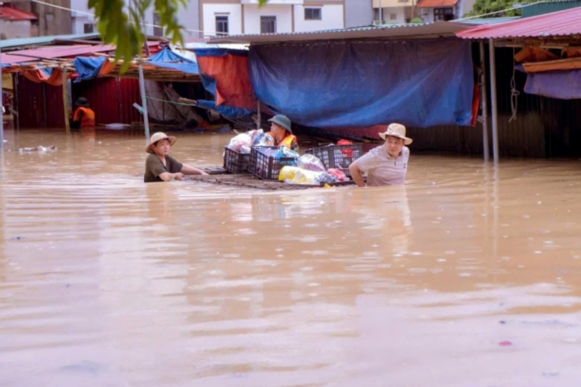 Mưa lũ làm 12 người thương vong ở Lạng Sơn