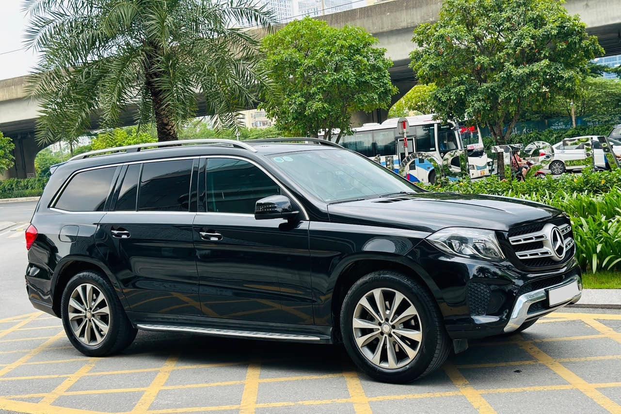 Mua xe sang Mercedes-Benz GLS 400, chủ xe đau đầu mỗi năm lỗ gần 400 triệu