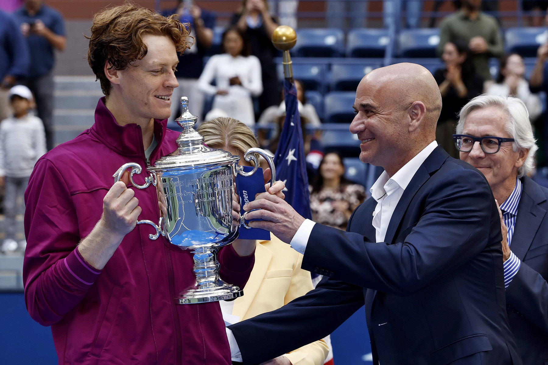 Sinner Agassi US Open 2024.jpg