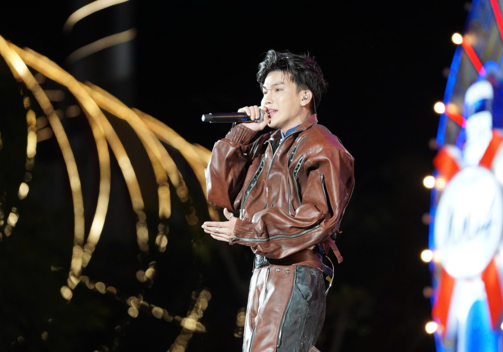 batch_Rapper Tiêu Minh Phụng trinh diễn tiết mục _Hẹn Bé Lần Sau_ (2).jpg