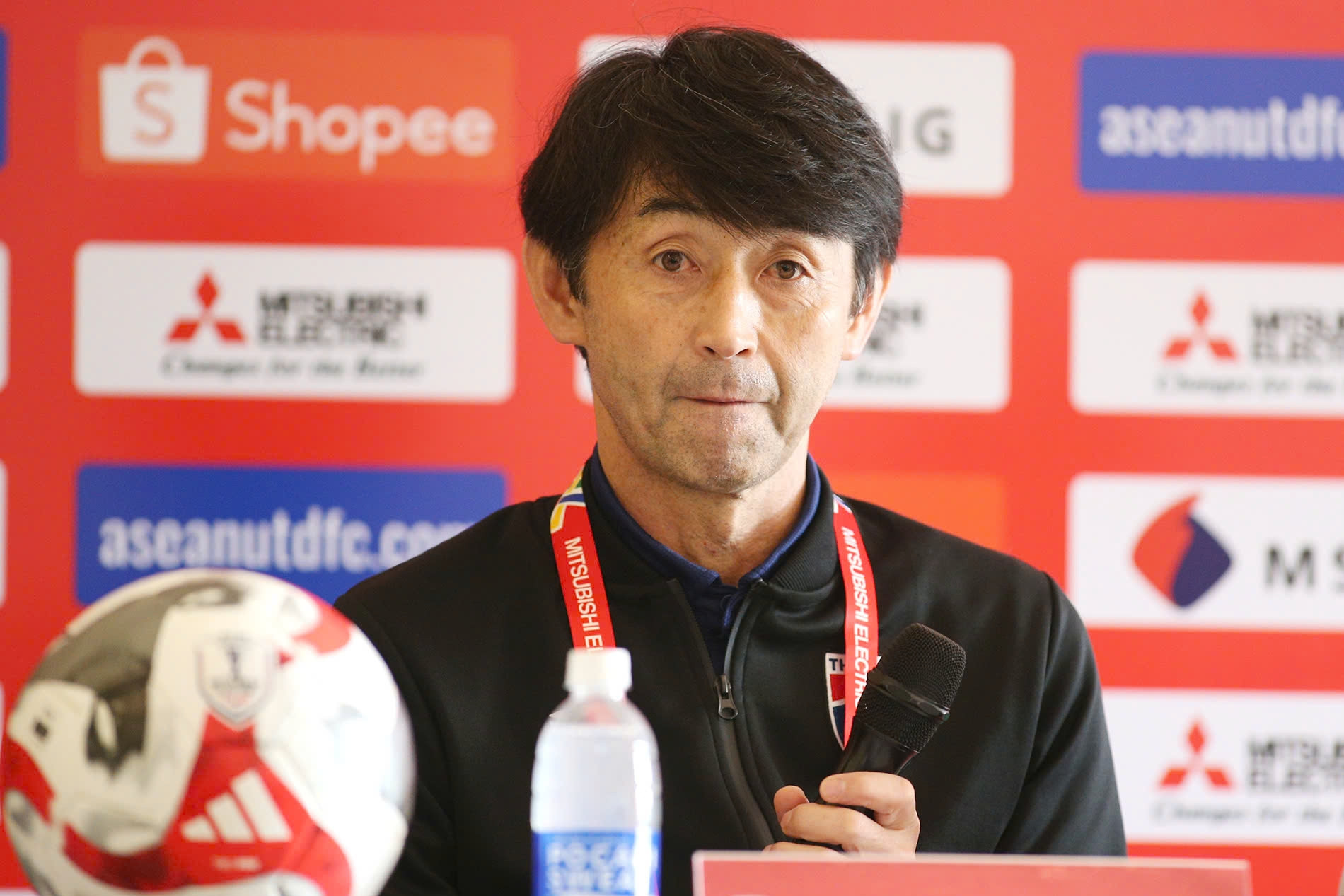 HLV Thái Lan: “Tuyển Việt Nam đã khác vì có Nguyễn Xuân Son”