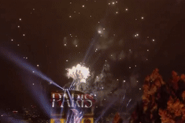 Rực sáng trong pháo hoa chào năm mới, châu Âu thêm phần tráng lệ, ngọt ngào