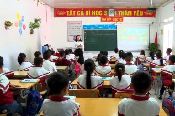 Ứng dụng công nghệ thông tin ở Trường Tiểu học thị trấn Sìn Hồ