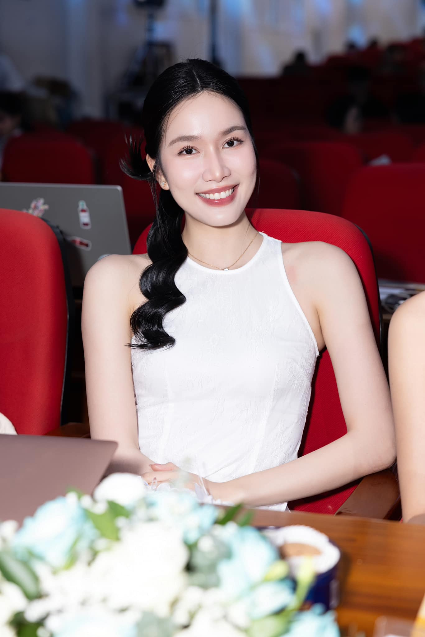 Phuong Anh làm Giám khảo.jpg