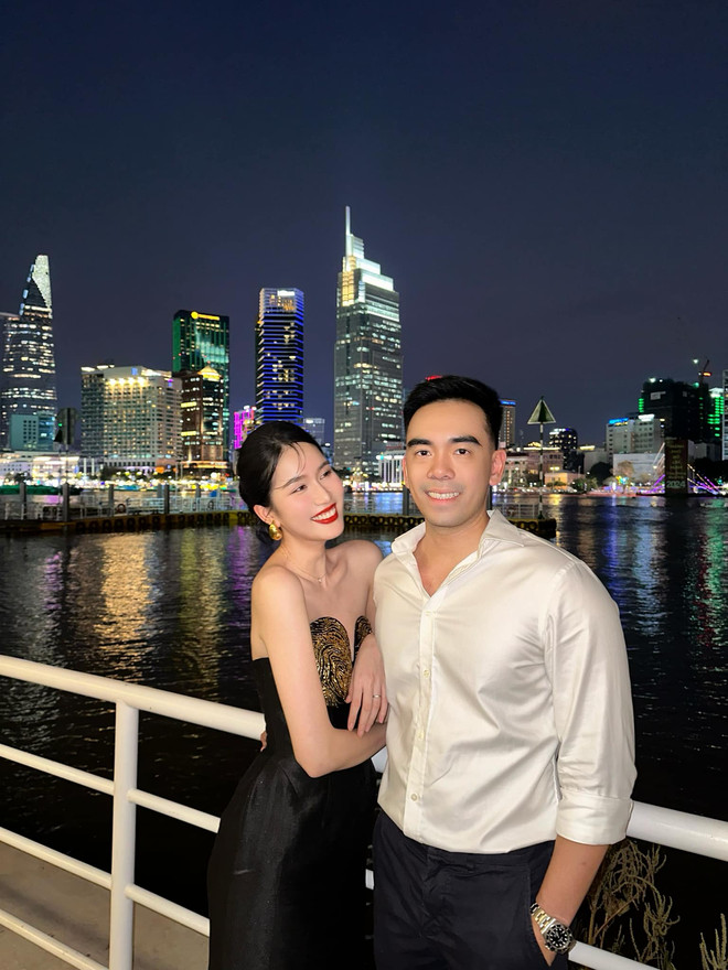 Phuong Anh va chong.webp