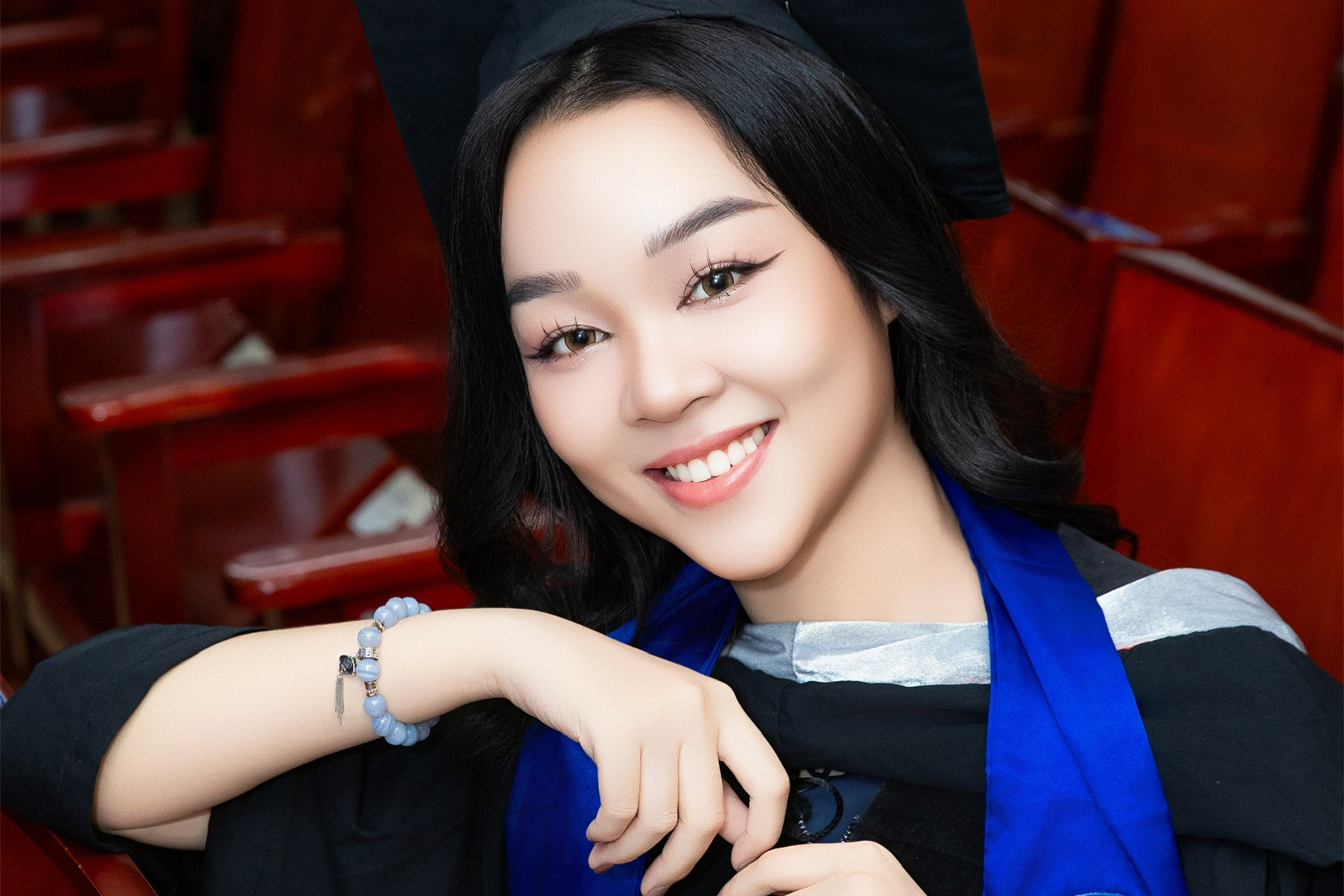 Á hậu Miss Teen xinh đẹp, giỏi tiếng Anh và chuẩn bị học lên thạc sĩ