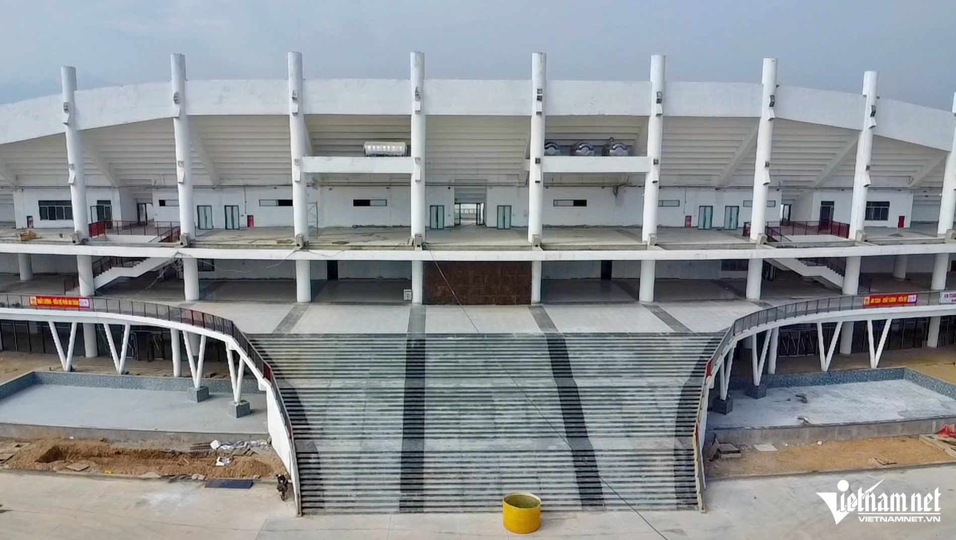 W-sân vận động thái nguyên 4.jpg