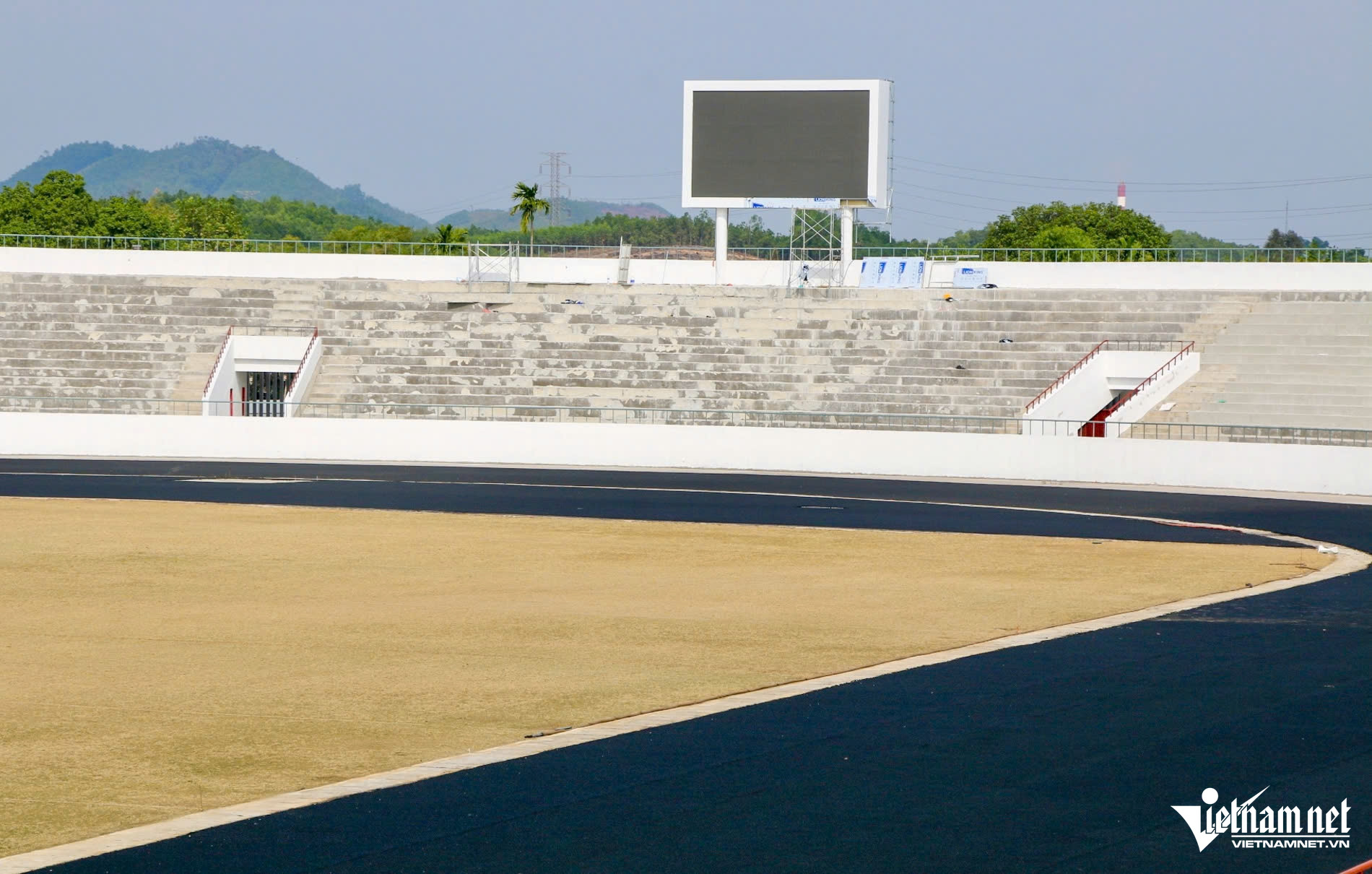 W-sân vận động thái nguyên 6.jpg