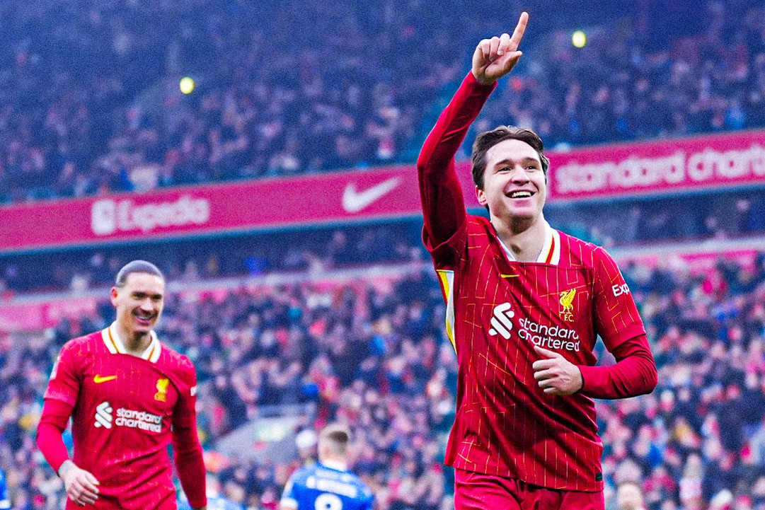 Chiesa 'mở tài khoản', Liverpool bay vào vòng 4 FA Cup