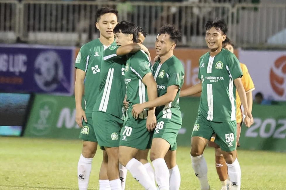 Đá phạt gián tiếp là gì - Khám phá quy tắc và ý nghĩa trong bóng đá