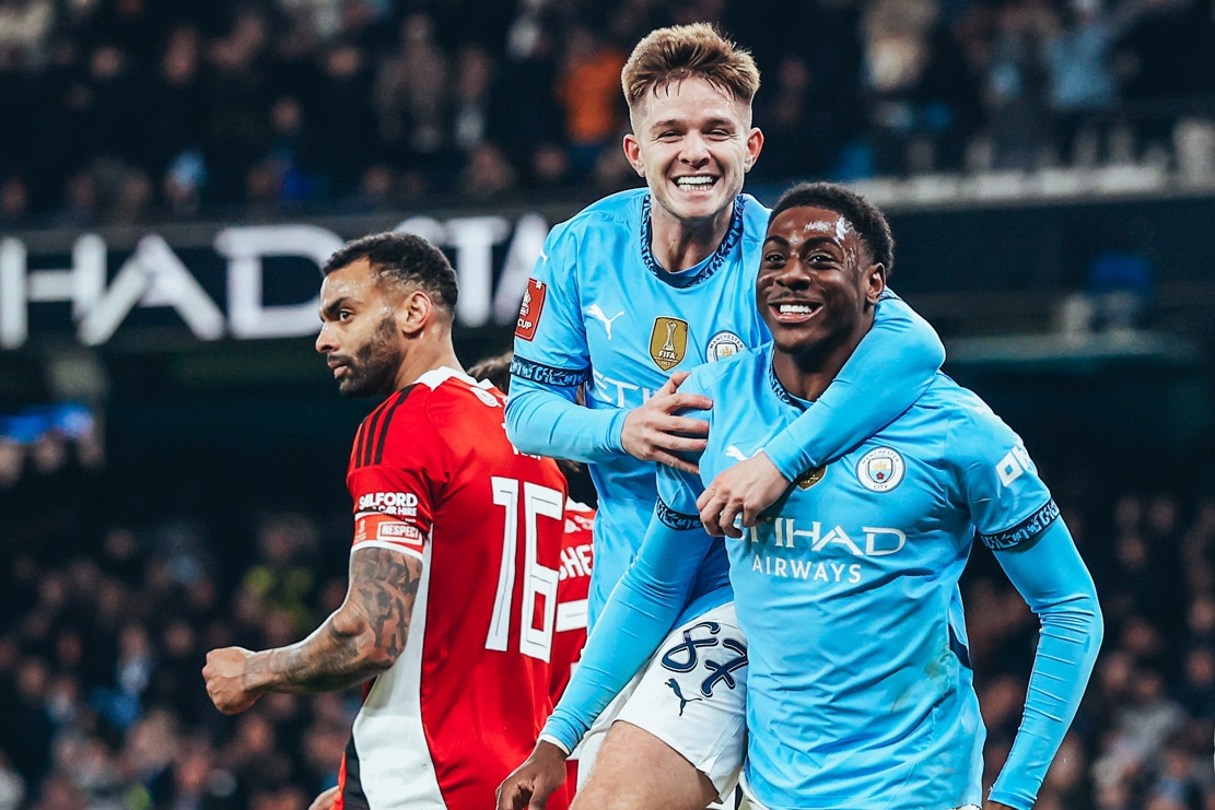 Man City thắng tưng bừng 8-0 tại FA Cup