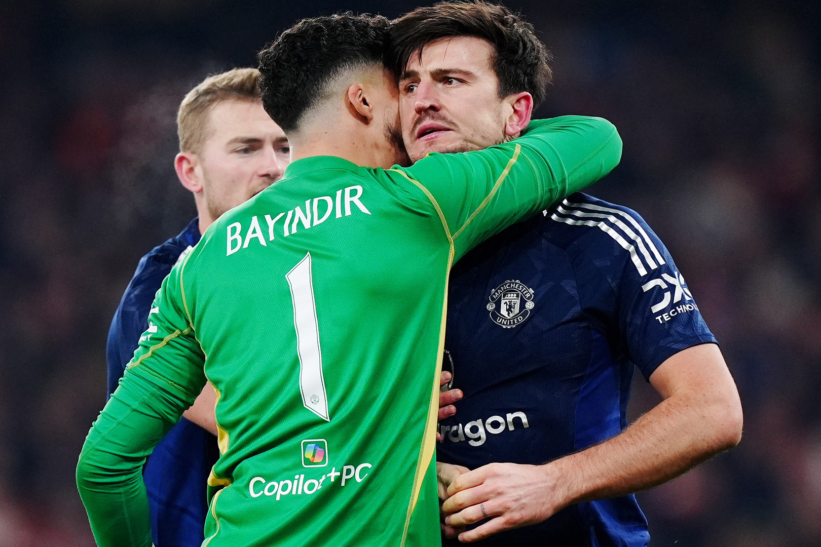 PA. Bayindir Arsenal MU.jpg