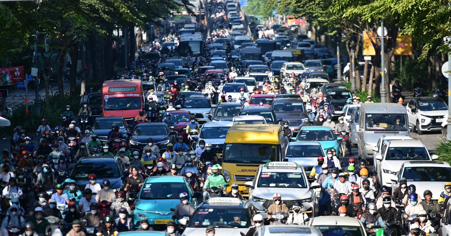 Thủ tướng yêu cầu tổ chức giao thông khoa học, hợp lý để khắc phục ùn tắc