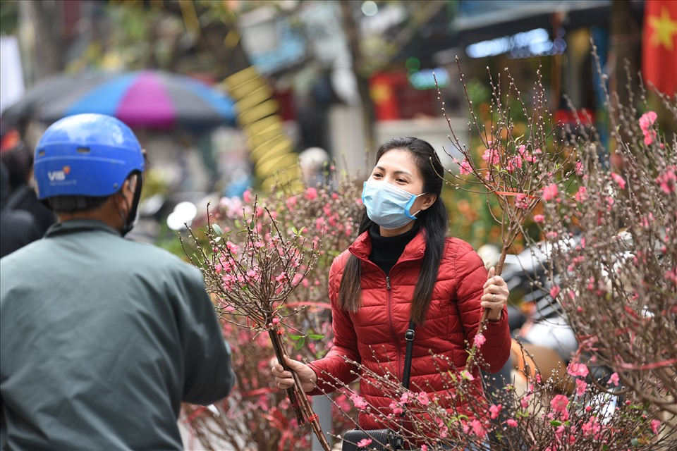 Bản tin sáng 15/1: Không khí lạnh tràn về, miền Bắc mưa nhỏ kèm rét