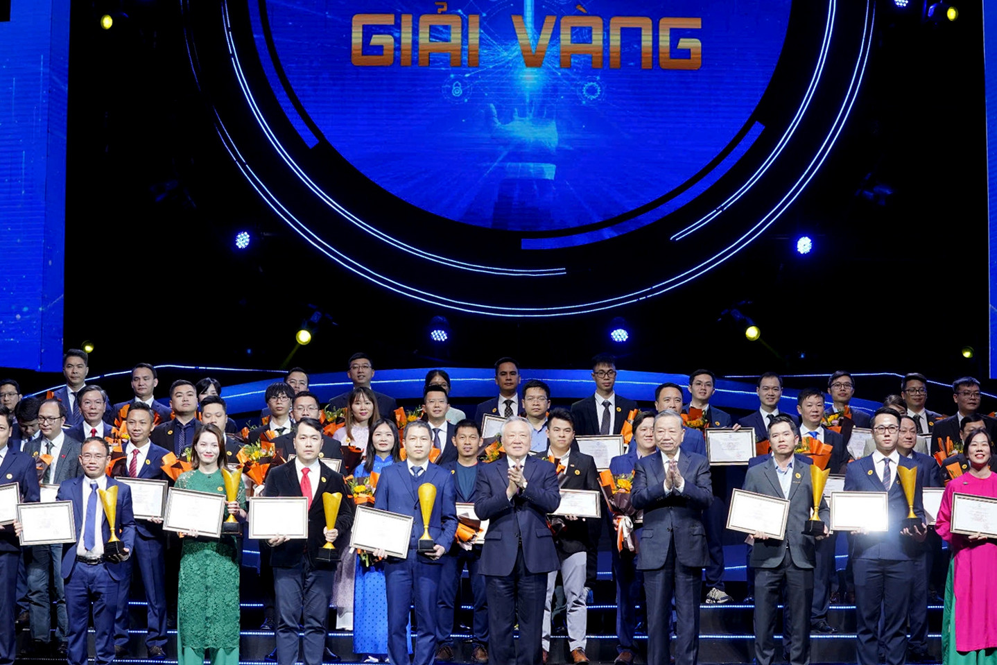 w giai vang make in viet nam 2024 1 98149.jpg