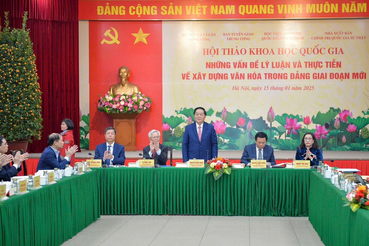 Xây dựng văn hoá trong Đảng giai đoạn mới