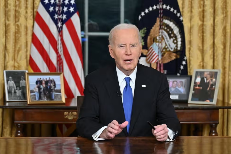 Ông Biden bảo vệ thành tựu kinh tế, cảnh báo chế độ tập trung quyền lực ở Mỹ