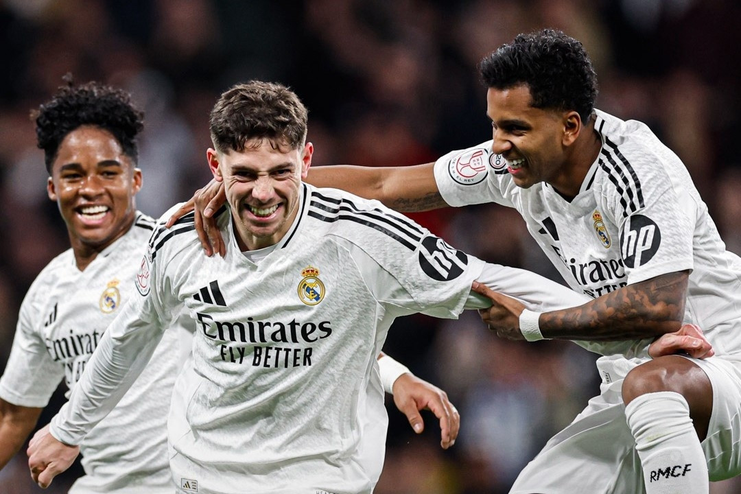 Real Madrid đoạt vé tứ kết nhờ 3 tuyệt phẩm trong hiệp phụ