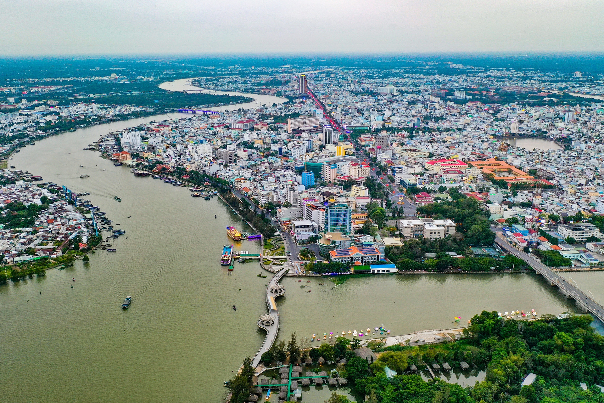 Tỉnh, thành nào nhỏ nhất miền Nam?