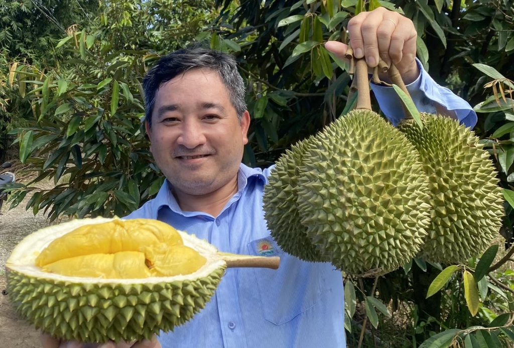 'Vua trái cây' lập kỷ lục, nông dân chia nhau hàng chục nghìn tỷ