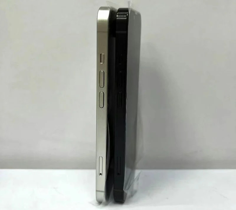 iphone se 4 dummy 2.webp