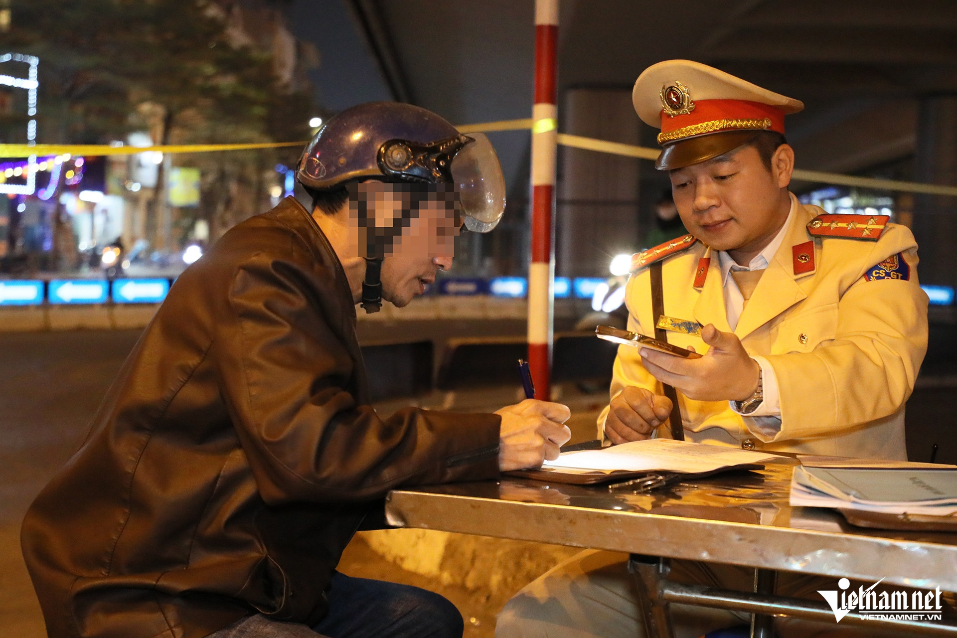 W-kiem tra con 3 copy.jpg