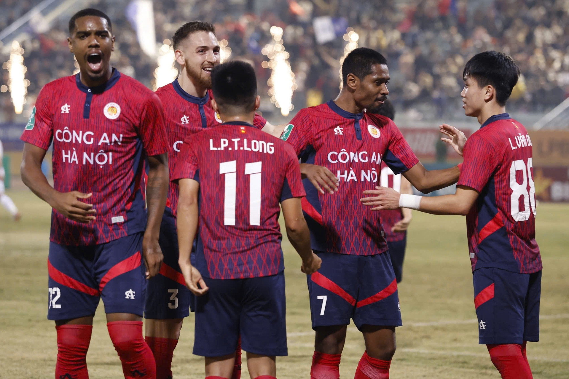 Kết quả bóng đá hôm nay 26/5/2024: Nam Định thắng khó tin, CAHN lại thua đau