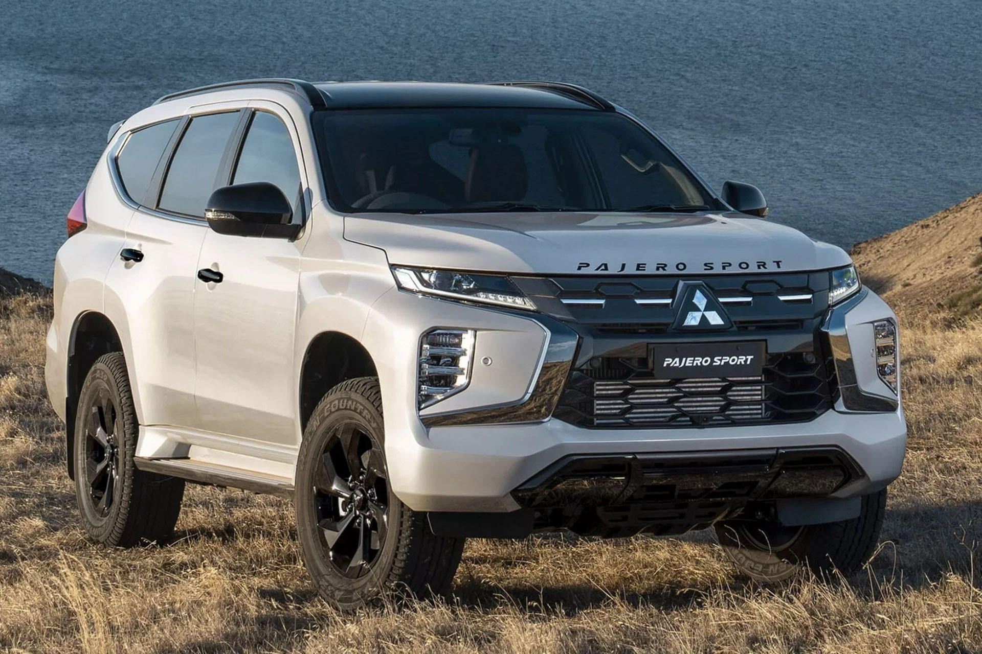 Mitsubishi Pajero Sport bị khai tử vì không đáp ứng được tiêu chuẩn an toàn mới