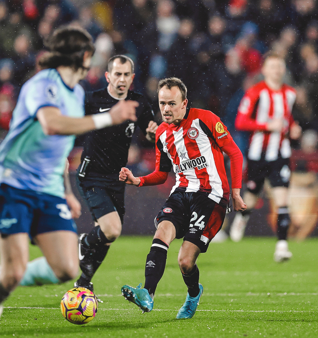 Arsenal ngược dòng đánh bại Brentford Arsenal