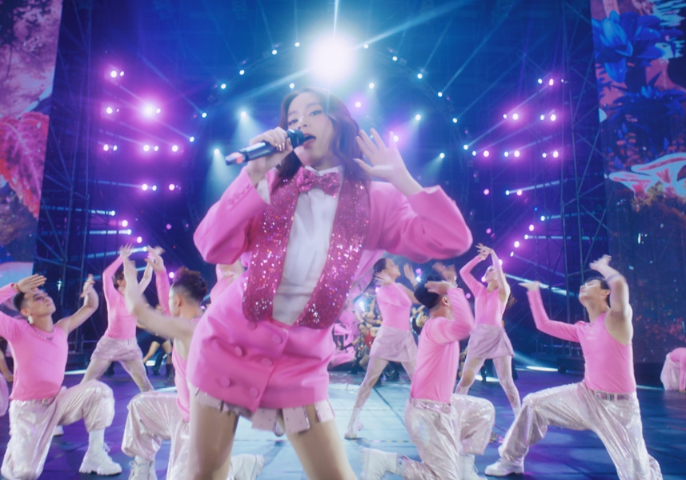 batch-vietnamese-concert-4-110780.jpg?width=0&s=fJKRewQki6ggleCeNpxdzA