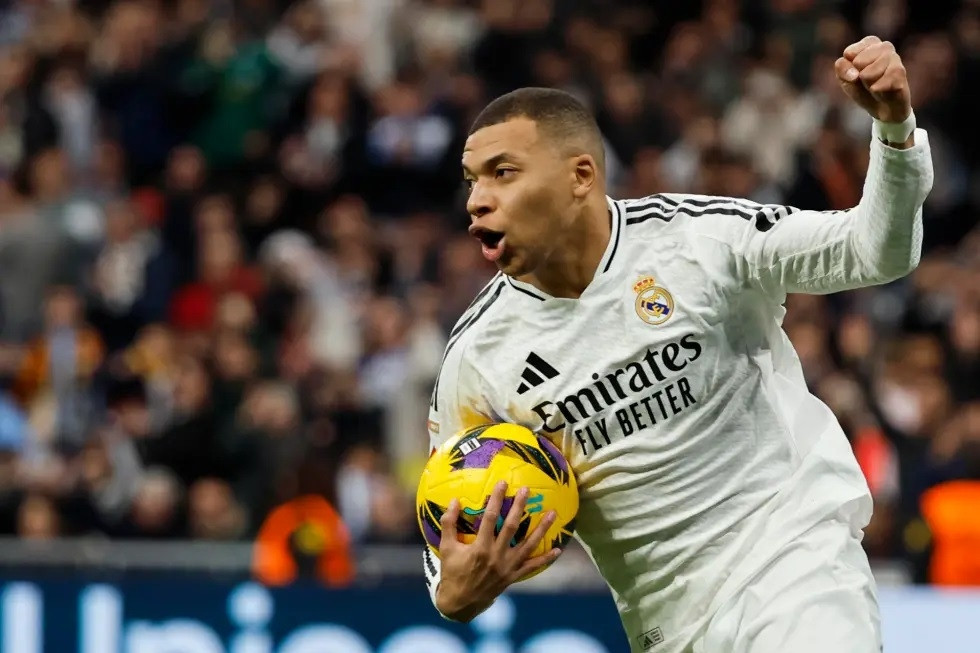 Mbappe thăng hoa, Real Madrid lên đỉnh bảng La Liga