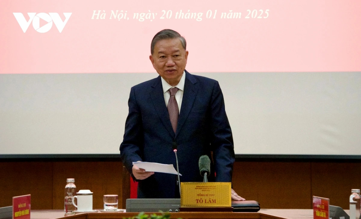 tong_bi_thu_chu_tri_phien_hop_ve_phat_trien_khoa_hoc_cong_nghe_va_chuyen_doi_so_2.jpeg.webp