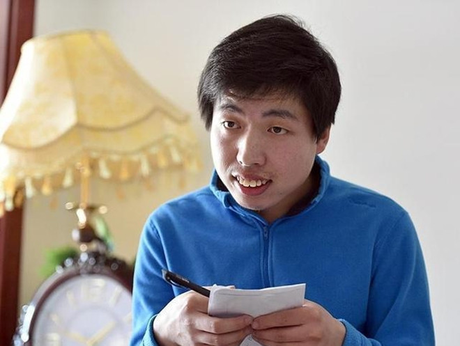 cau be bai nao tung danh bai giao su tro thanh thien tai toan gio ra sao (2).jpeg