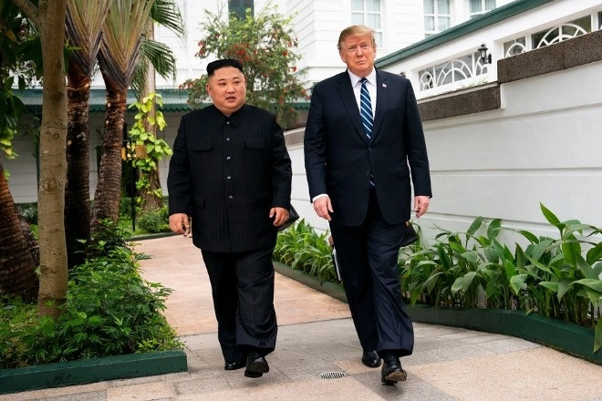 Ông Trump hỏi thăm tình hình về ông Kim Jong Un, nêu quan điểm về Triều Tiên