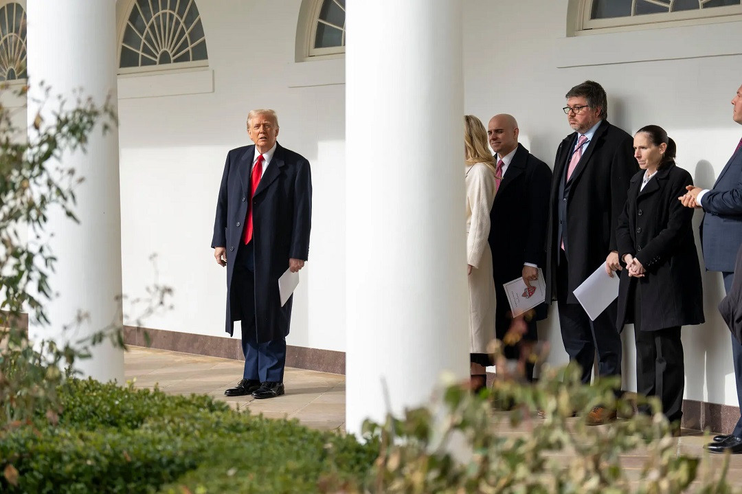 21trump news header hlgz superJumbo.jpg