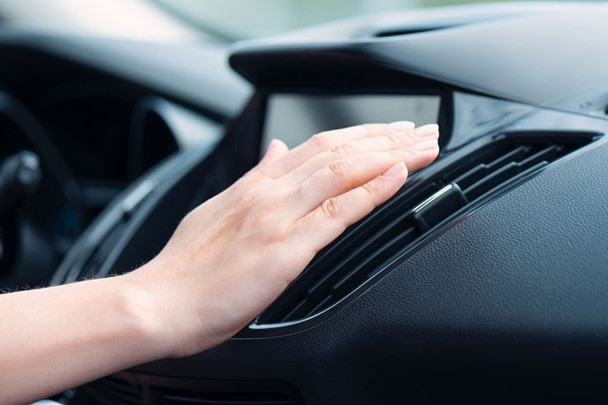 car ac not blowing cold air.jpg