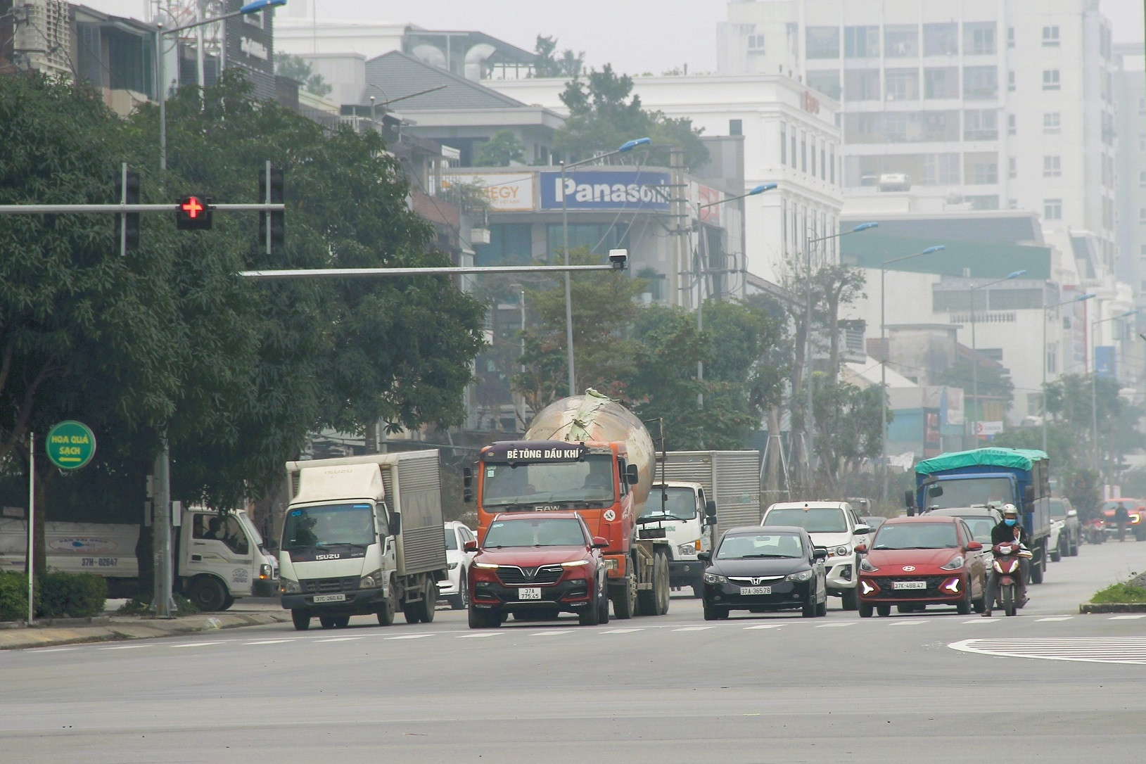 Hơn 600 'mắt thần' giám sát, xử lý vi phạm giao thông ở TP Vinh