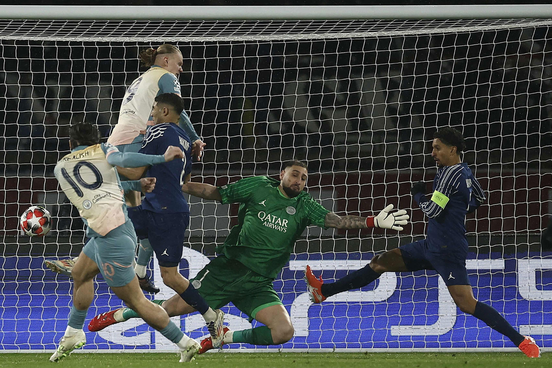 EPA. Grealish PSG Man City.jpg