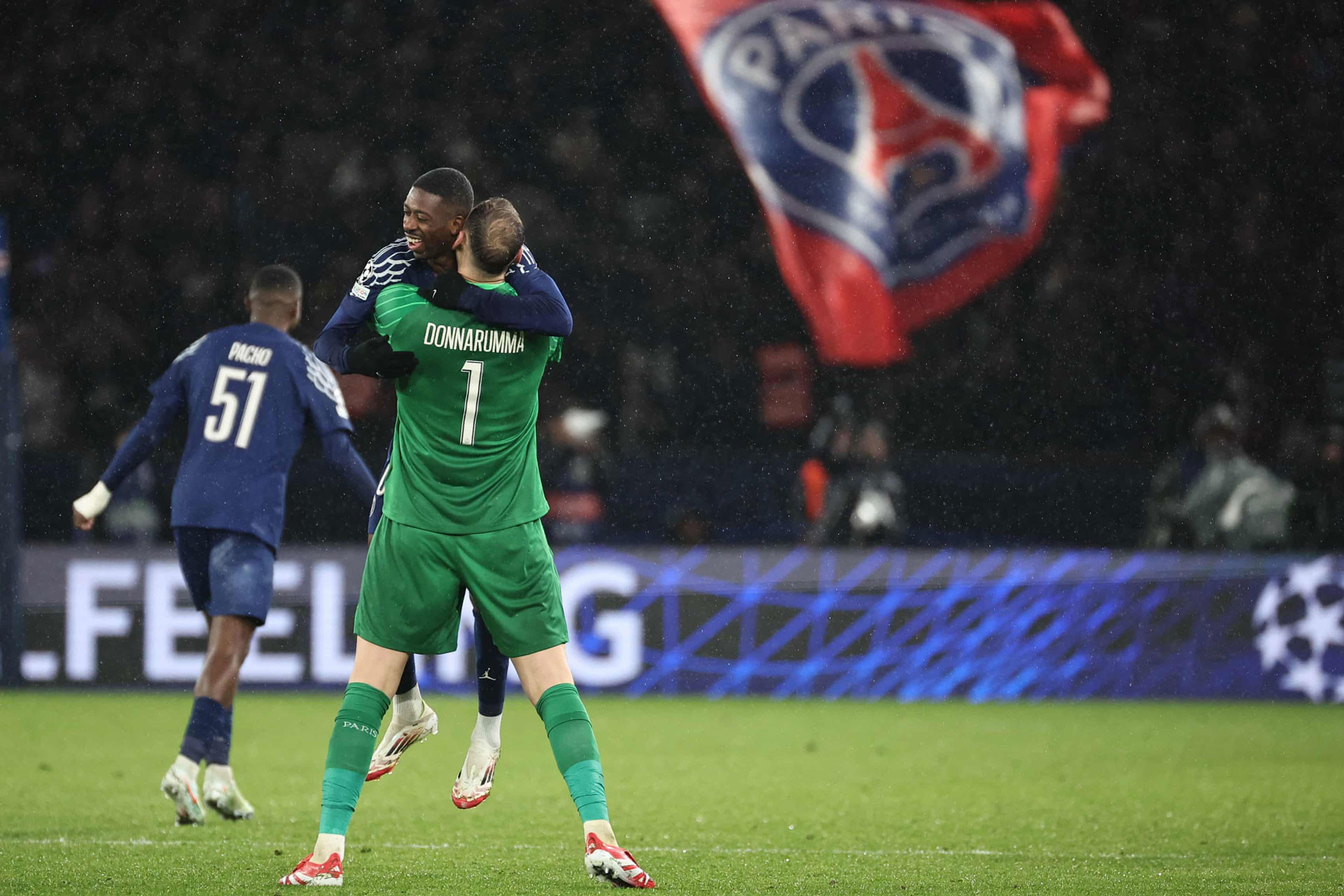 EPA. PSG Man City.jpg