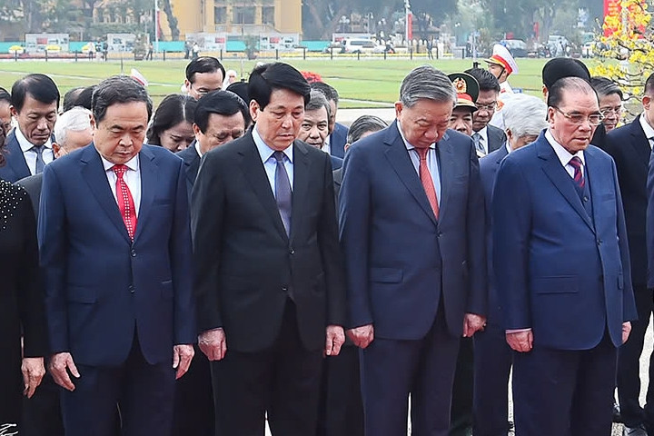 Lãnh đạo Đảng, Nhà nước vào Lăng viếng Chủ tịch Hồ Chí Minh