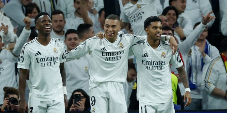Mbappe Rodrygo Vinicius EFE.jpg