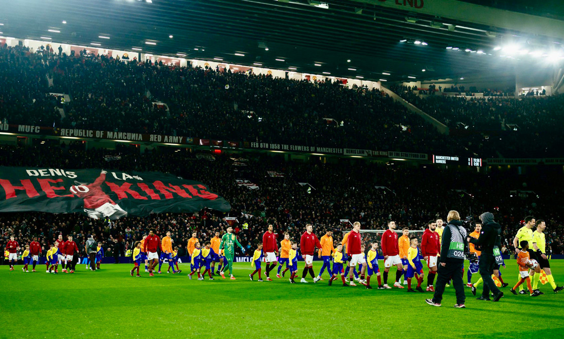 MU thắng nghẹt thở phút bù giờ GiAOrY1XkAAbtpd.jpg