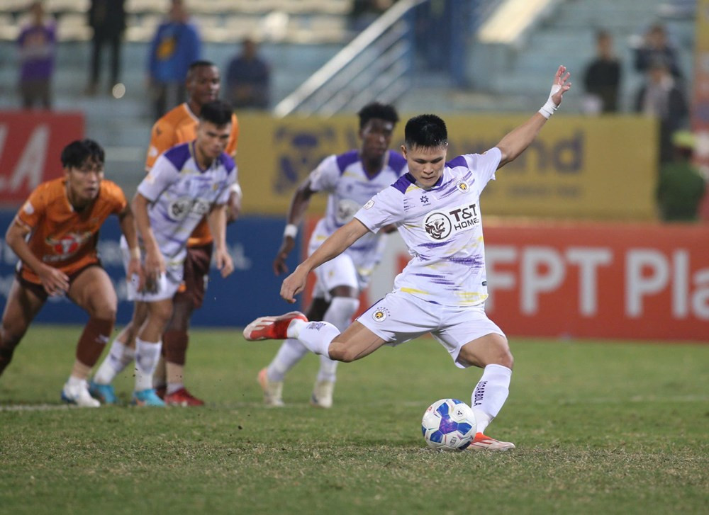 ha noi vs hagl 1.jpg